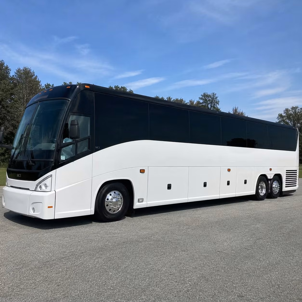 bus rental options for honolulu trips