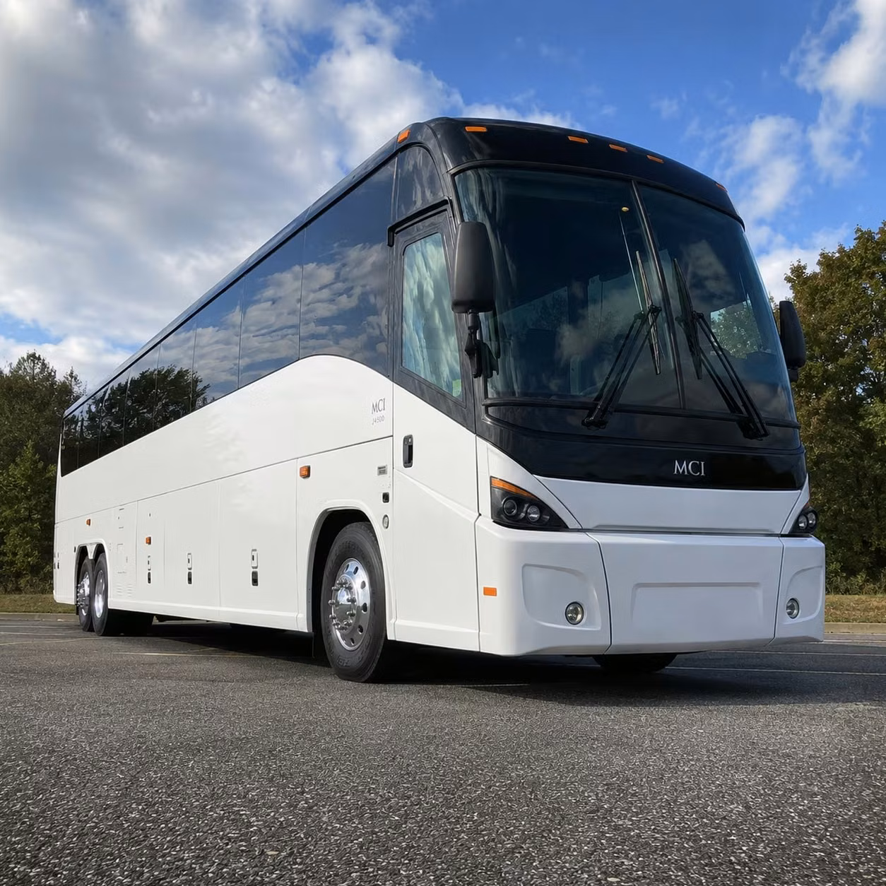 daily commuter shuttle services between kapolei and downtown honolulu