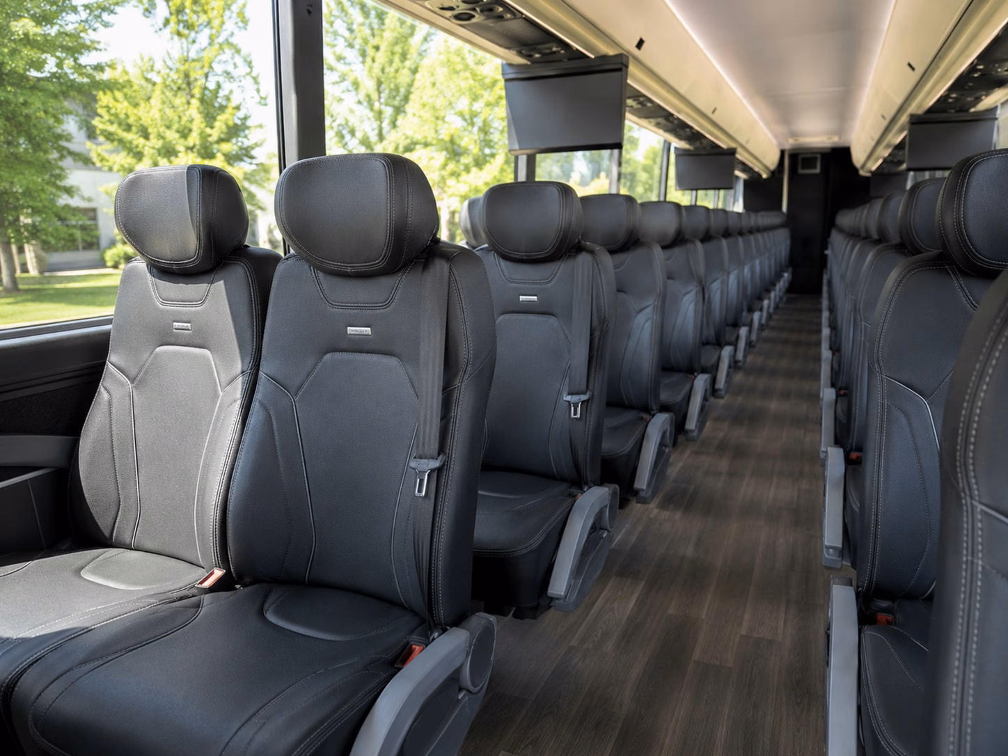 find the right bus for your honolulu wedding party transportation