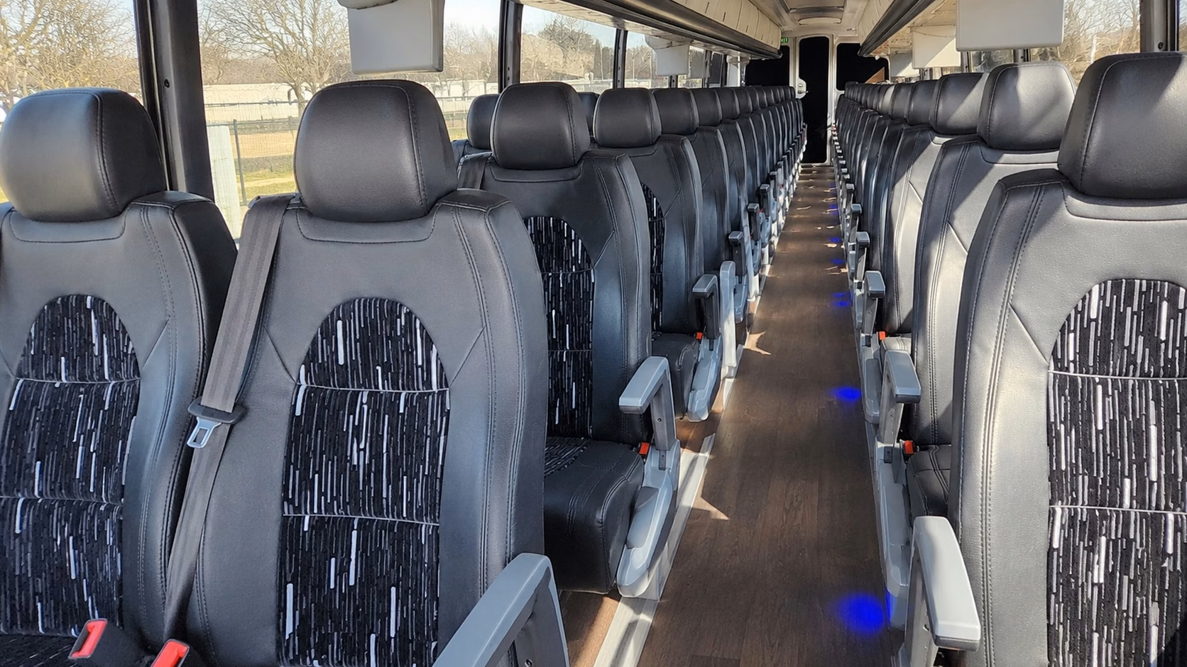 how where and when you re traveling affects honolulu bus rental rates