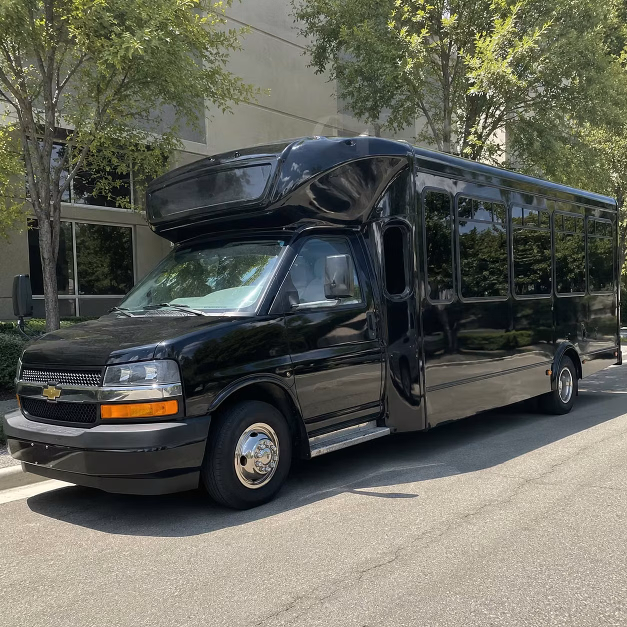 party buses for honolulu prom night on the most popular routes across oahu