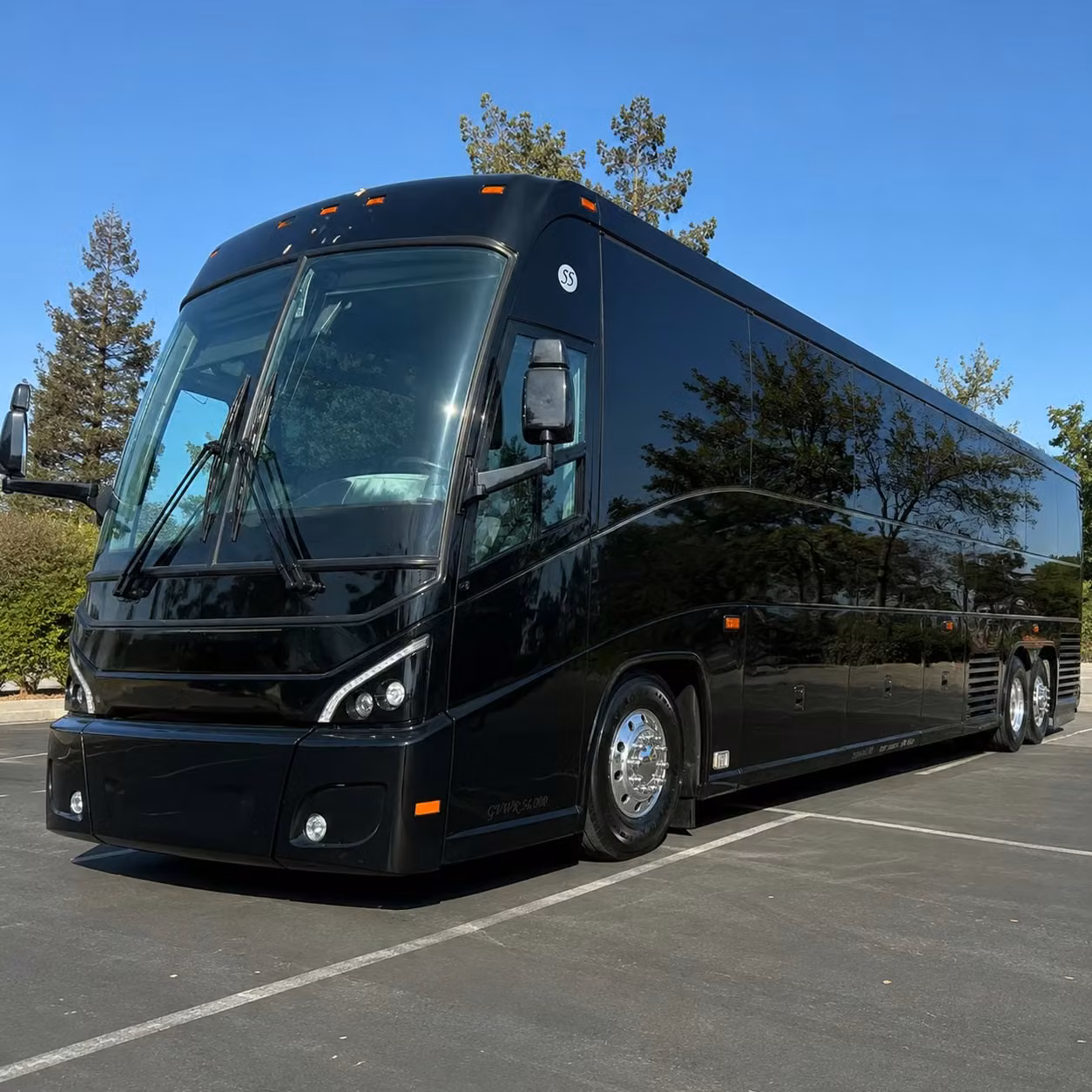 why government agencies in honolulu choose charterbushonolulu com for group transportation